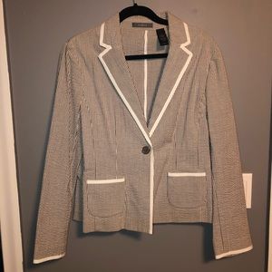 Seersucker blazer!
